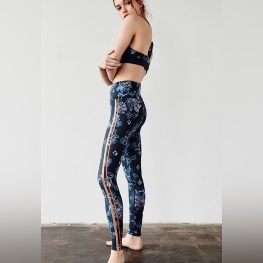 Free people movement leggings